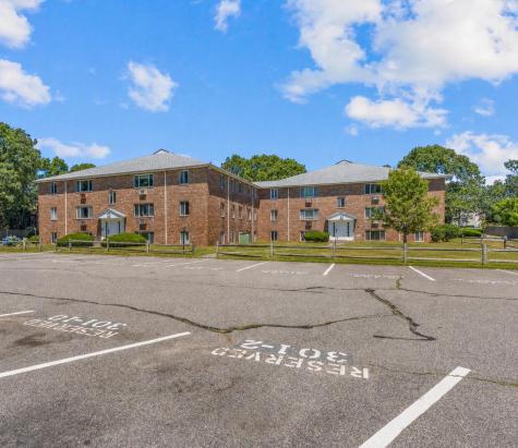 307 W Main Street Barnstable MA 02601