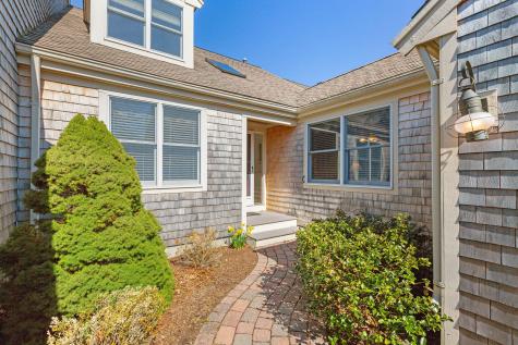28 Wildflower Lane Yarmouth MA 02675