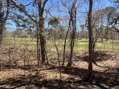 22 Mid Iron Way Mashpee MA 02649