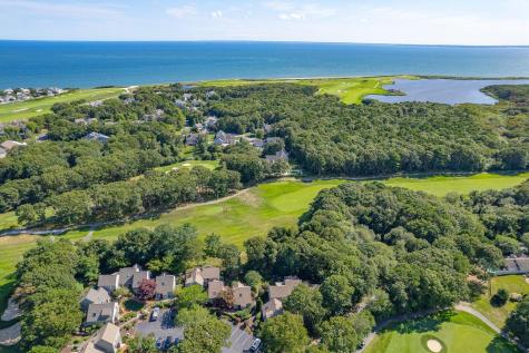 22 Mid Iron Way Mashpee MA 02649