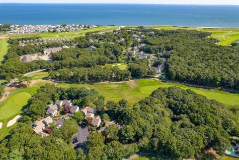 22 Mid Iron Way Mashpee MA 02649