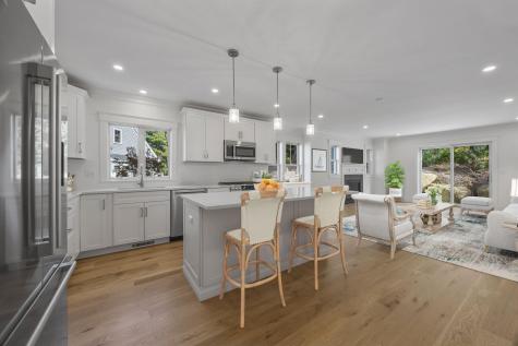 213 N Falmouth Highway Falmouth MA 02556