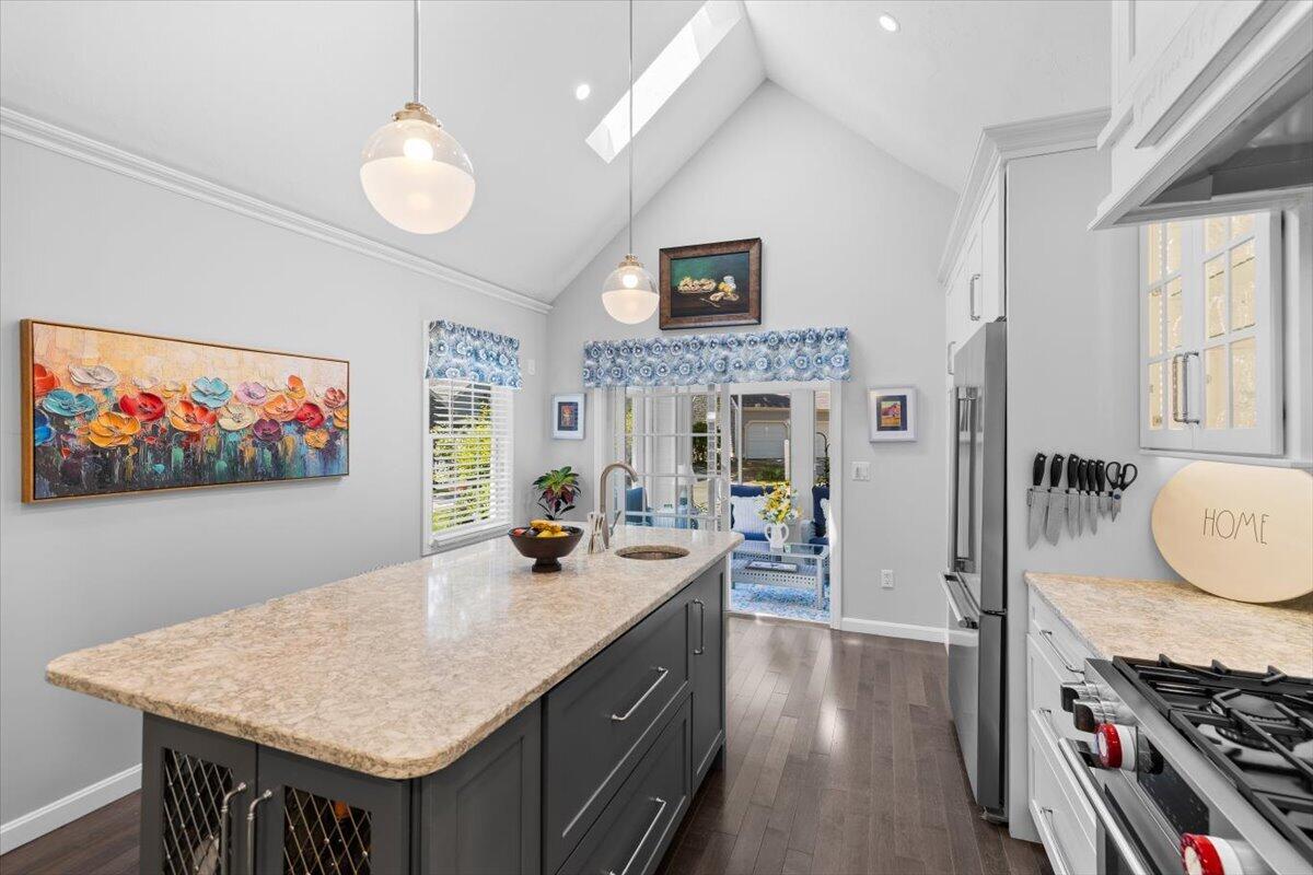 7 Gold Leaf Lane Mashpee MA 02649