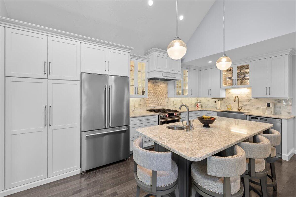 7 Gold Leaf Lane Mashpee MA 02649