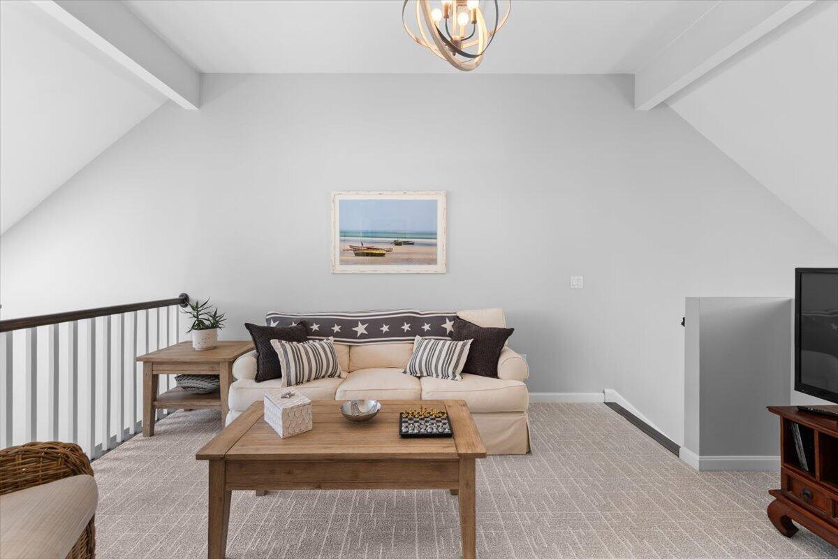7 Gold Leaf Lane Mashpee MA 02649