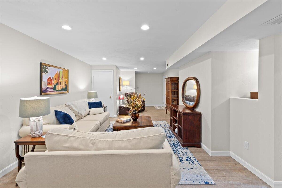 7 Gold Leaf Lane Mashpee MA 02649
