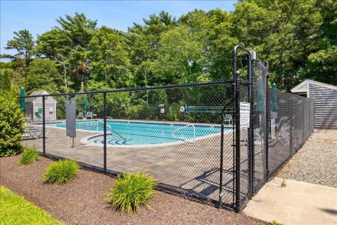 7 Gold Leaf Lane Mashpee MA 02649