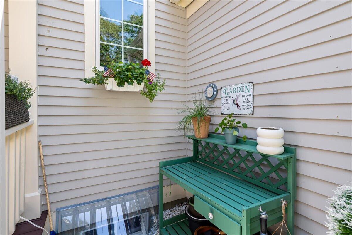 7 Gold Leaf Lane Mashpee MA 02649