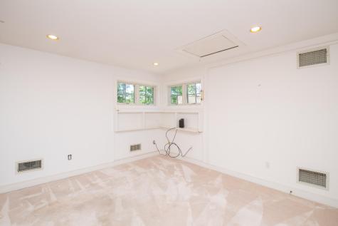 10 Village Green Circle Mashpee MA 02649