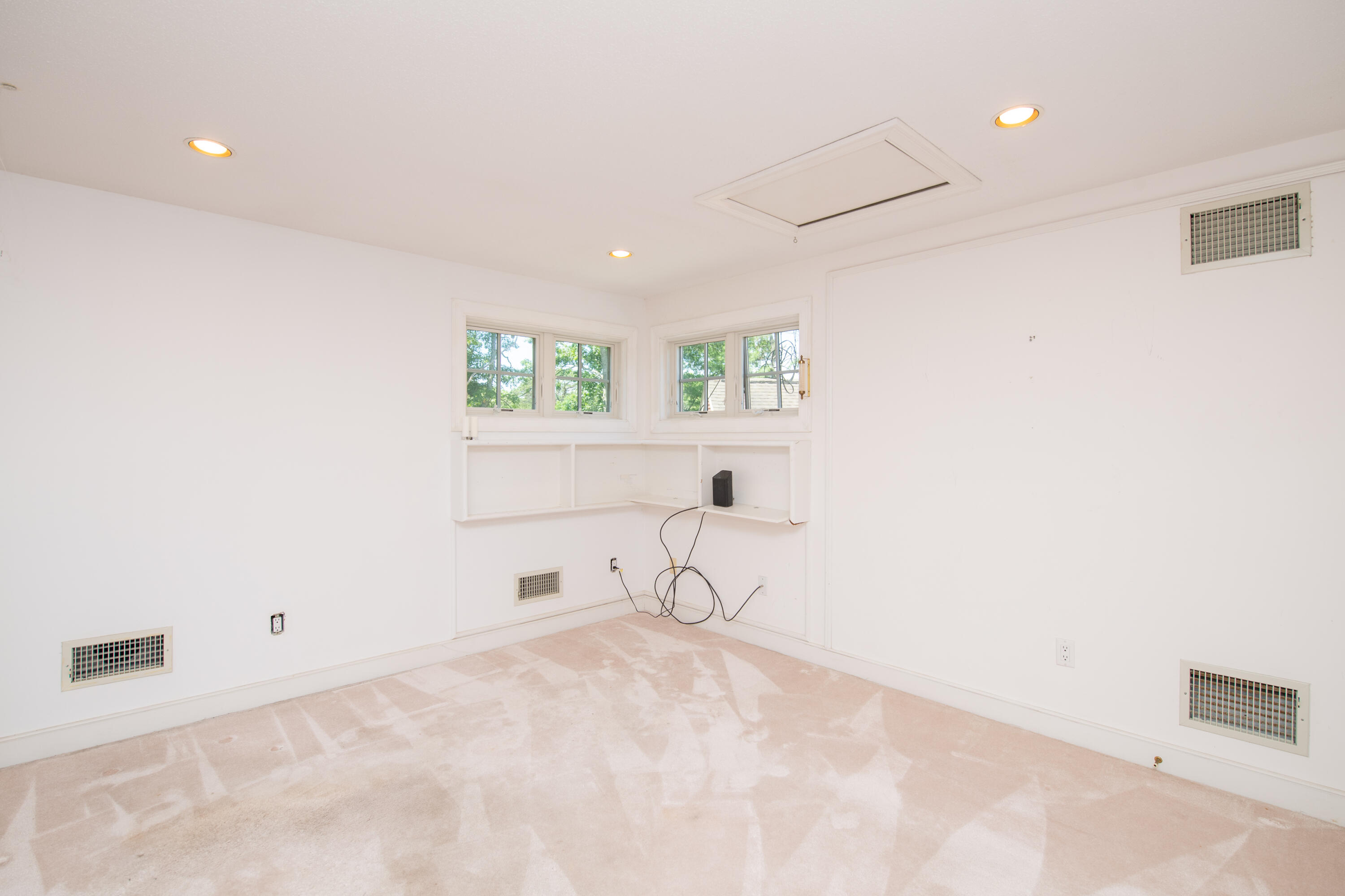 10 Village Green Circle Mashpee MA 02649
