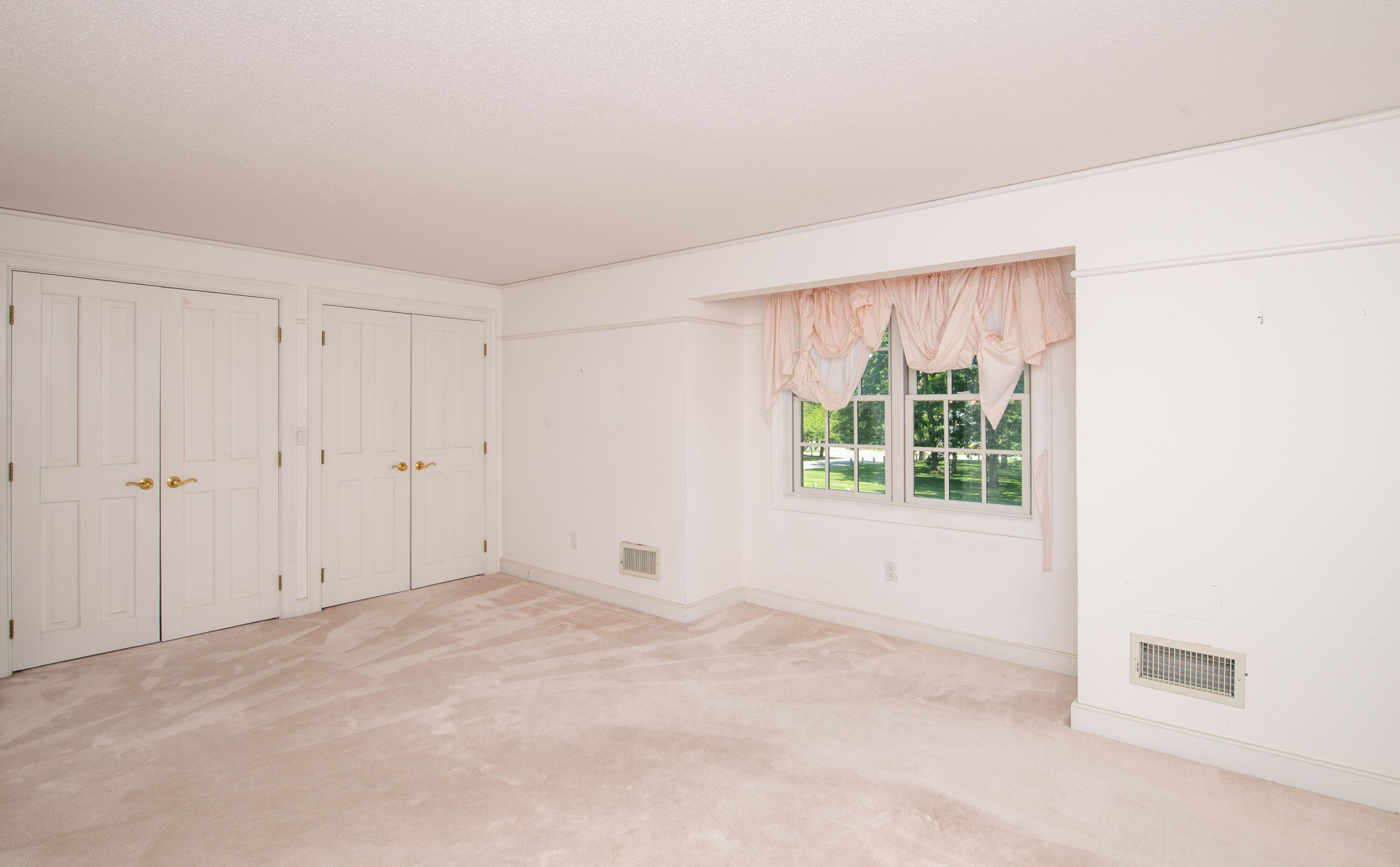 10 Village Green Circle Mashpee MA 02649