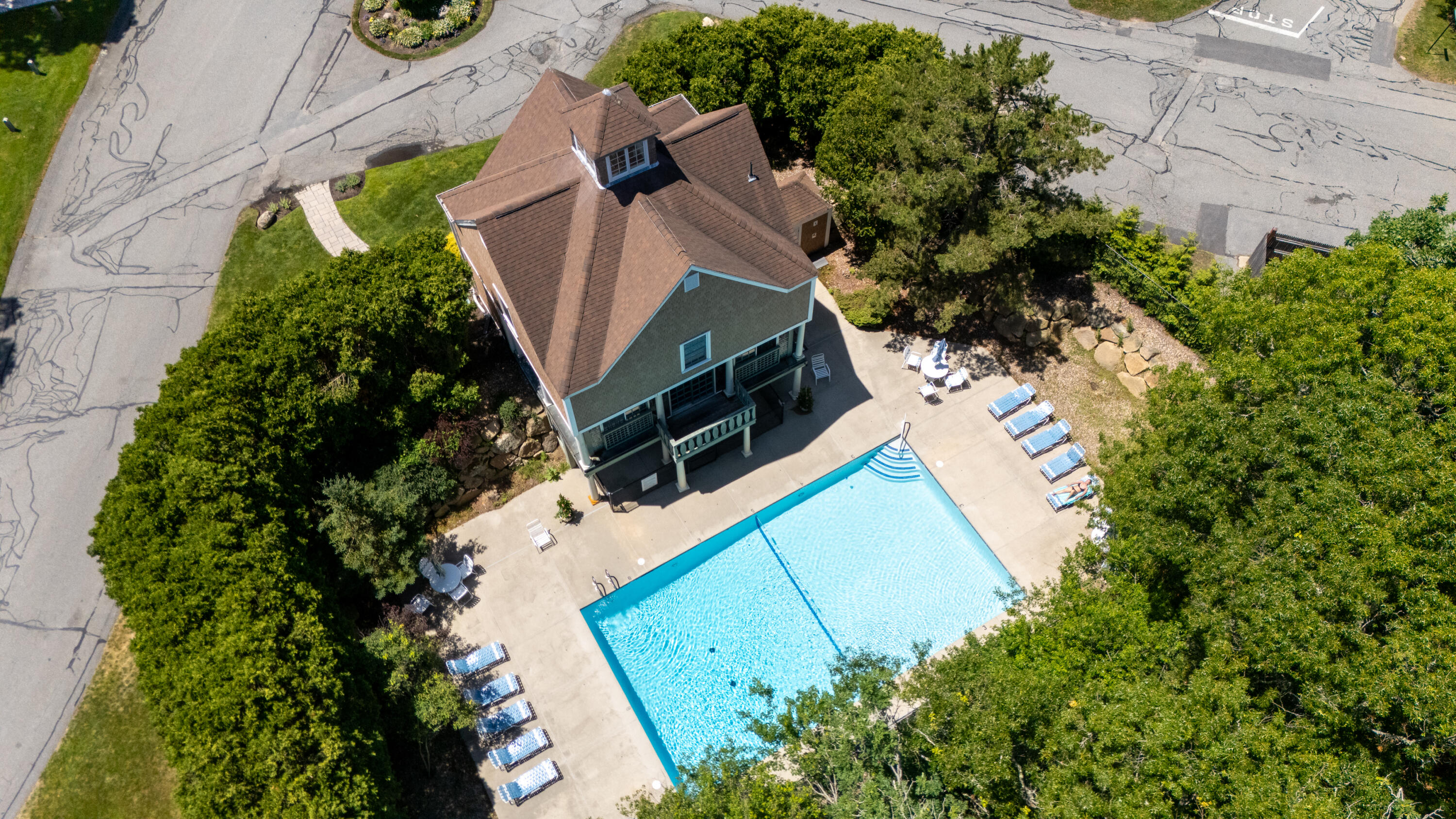 10 Village Green Circle Mashpee MA 02649