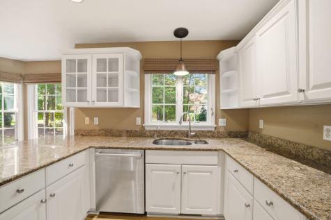 5 Darby Point Mashpee MA 02649