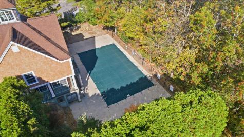 5 Darby Point Mashpee MA 02649