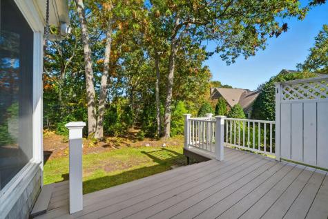 5 Darby Point Mashpee MA 02649