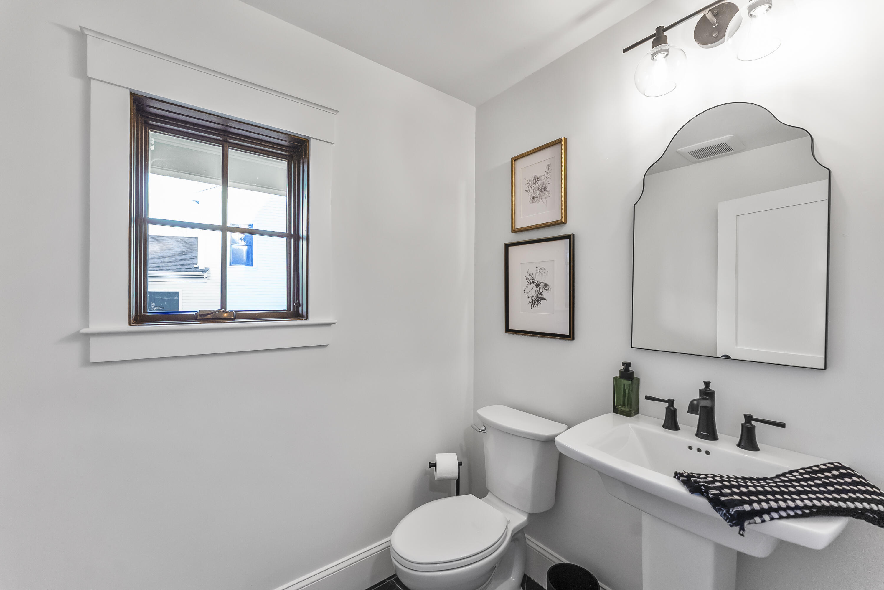 46 Sandwich Road Plymouth MA 02360