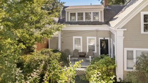 12 Cottage Street Provincetown MA 02657