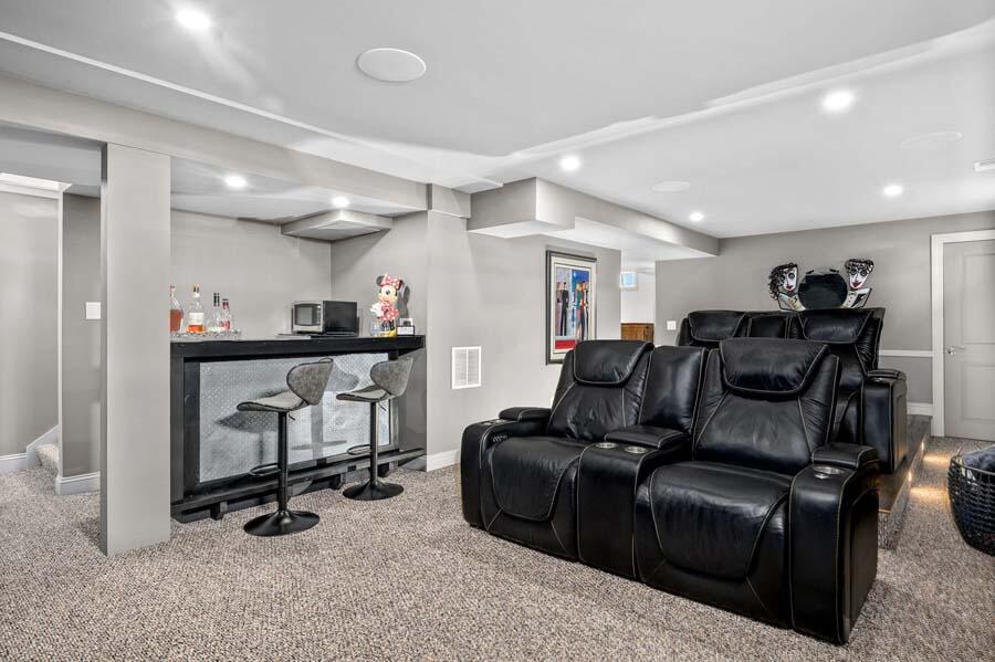 637 Gifford Street Falmouth MA 02540