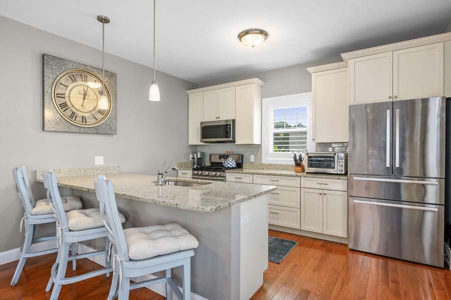637 Gifford Street Falmouth MA 02540