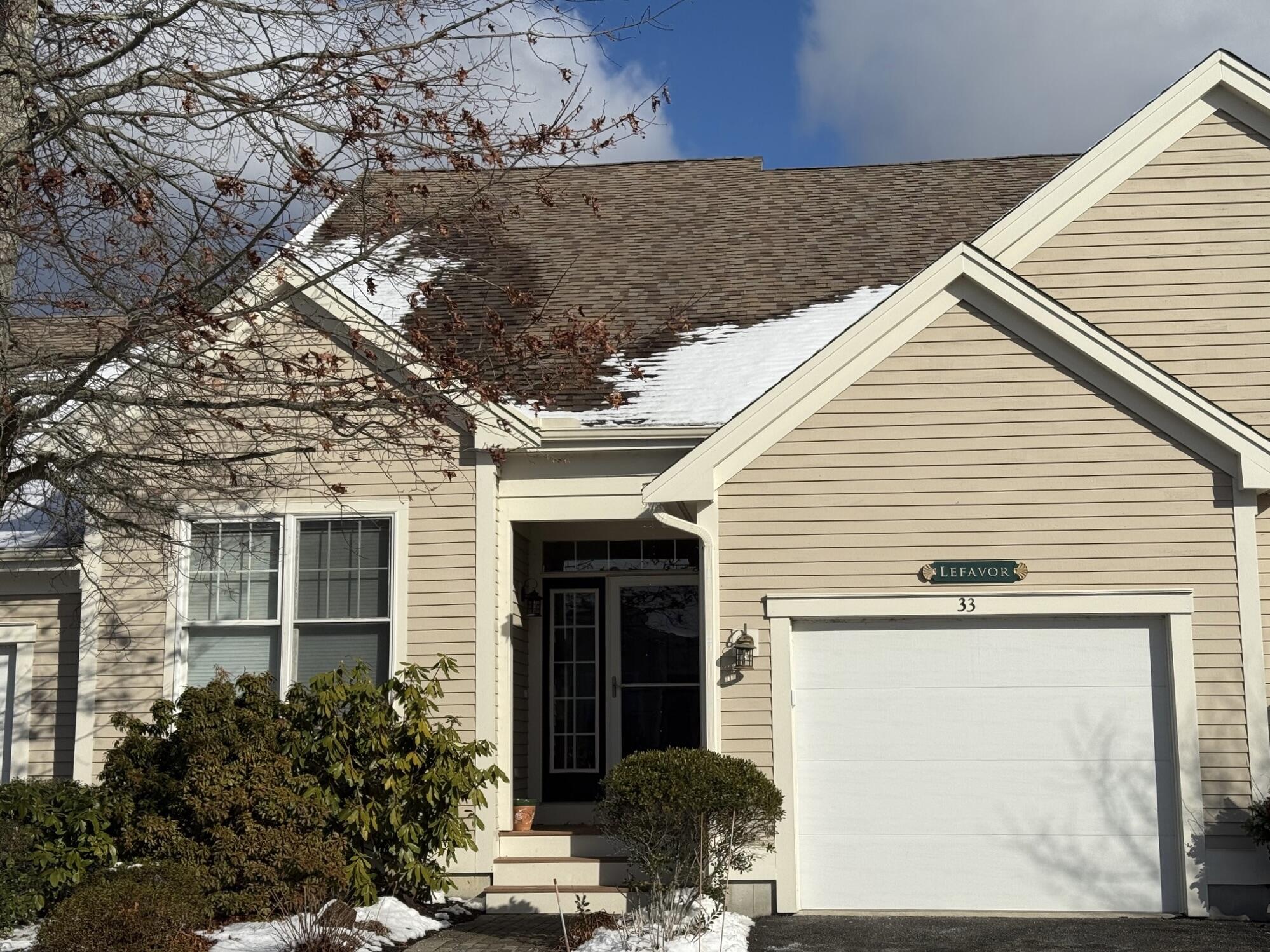 33 Twin Oaks Drive Mashpee MA 02649