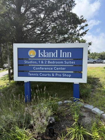 33 Island Inn Road Oak Bluffs MA 02557