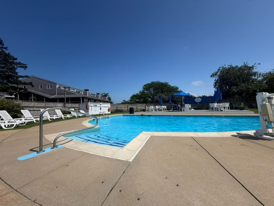 33 Island Inn Road Oak Bluffs MA 02557