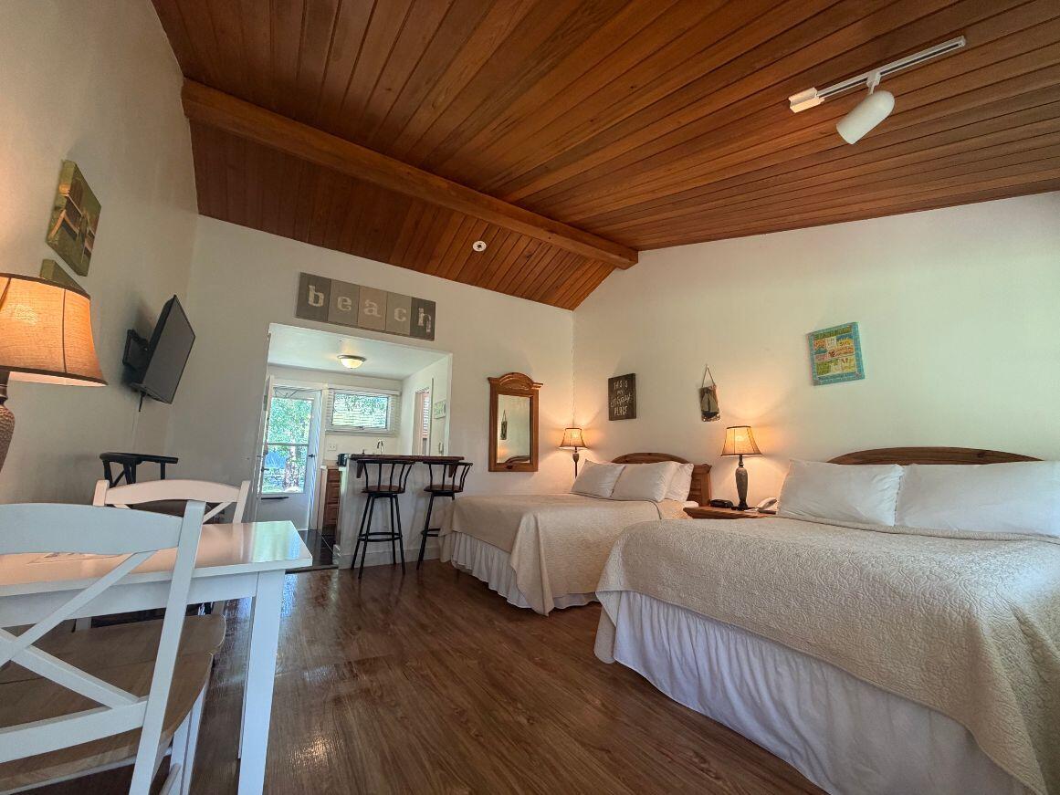 33 Island Inn Road Oak Bluffs MA 02557