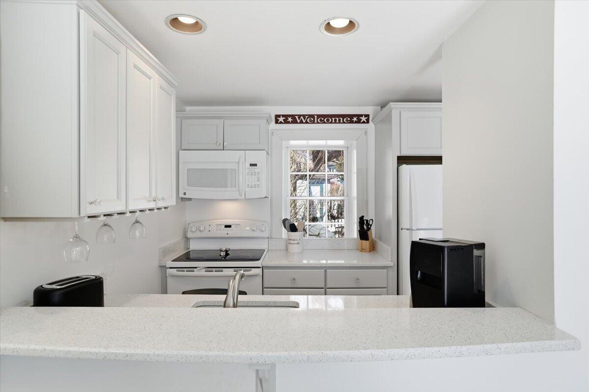 14 Hammock Pond Road Mashpee MA 02649
