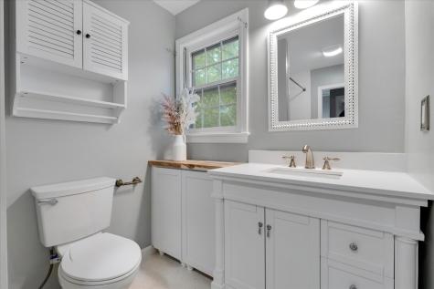 14 Harold Street Harwich MA 02646