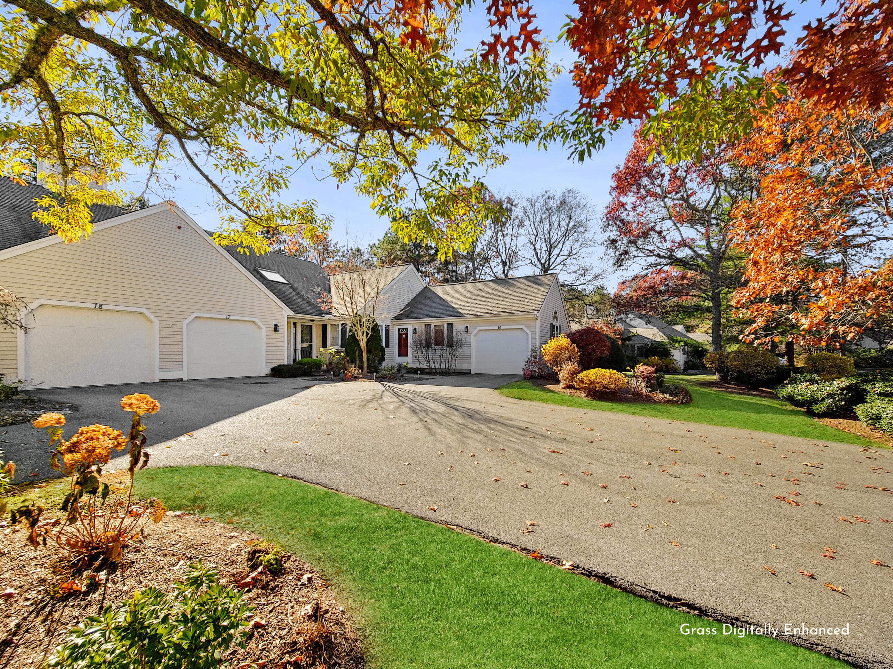 16 Mainsail Circle Mashpee MA 02649