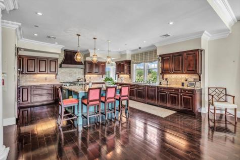 70E Simons Road Mashpee MA 02649