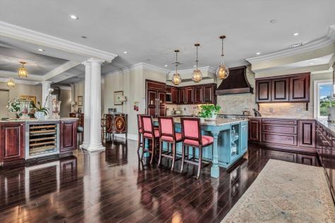 70E Simons Road Mashpee MA 02649