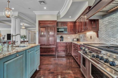 70E Simons Road Mashpee MA 02649