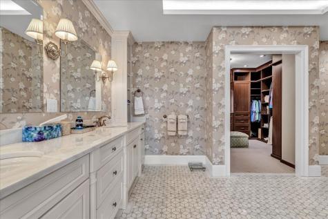 70E Simons Road Mashpee MA 02649