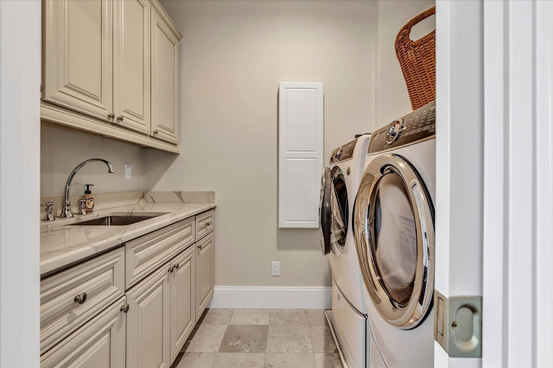 70E Simons Road Mashpee MA 02649