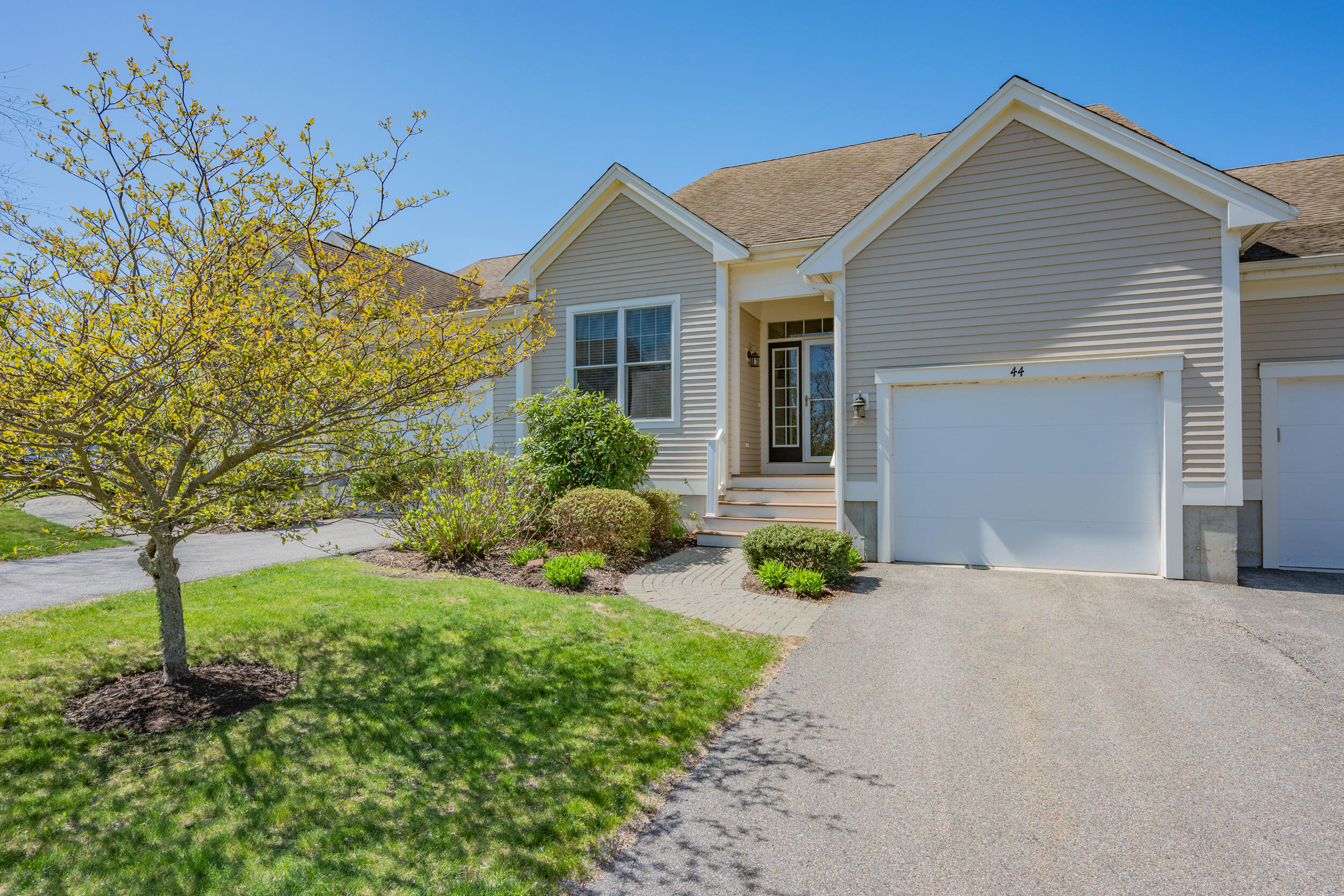 44 Twin Oaks Drive Mashpee MA 02649