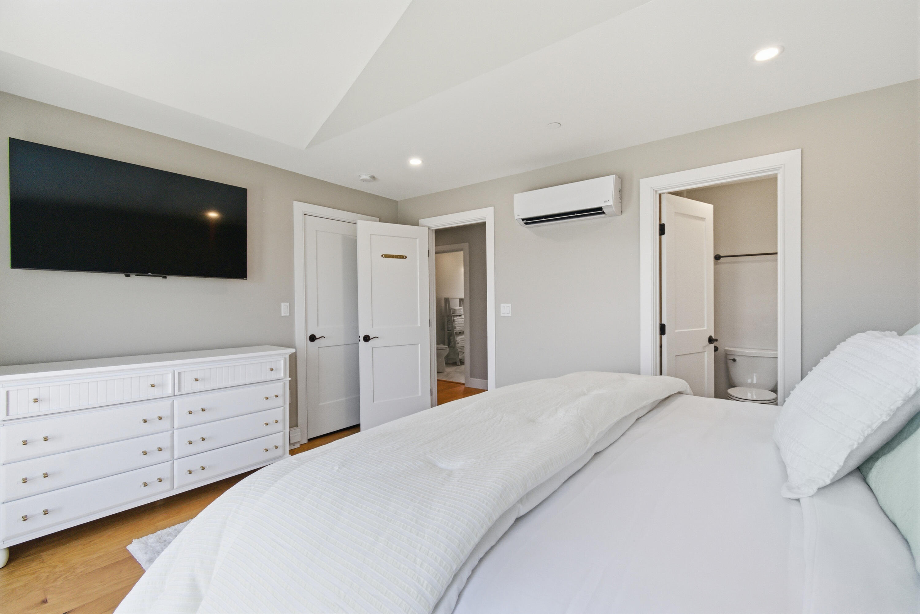 9 Chase Avenue Dennis Port MA 02639