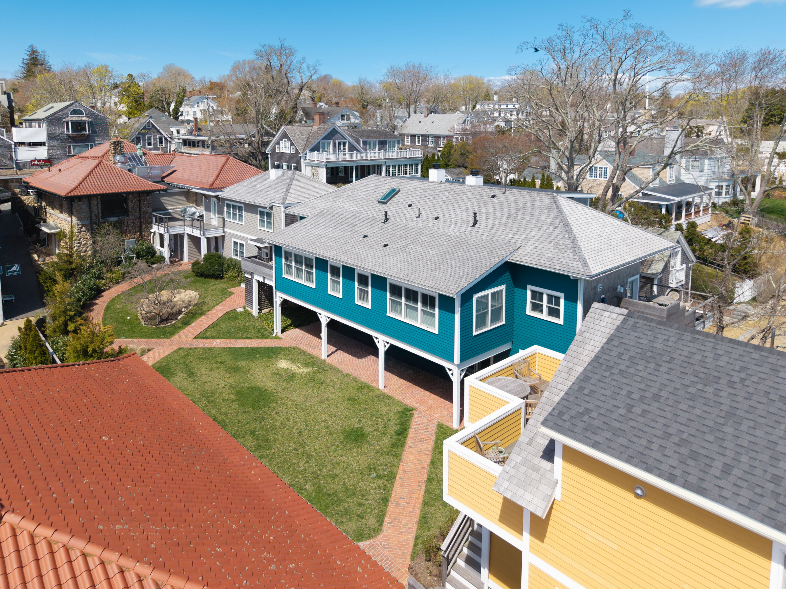 20 Union Court Vineyard Haven MA 02568