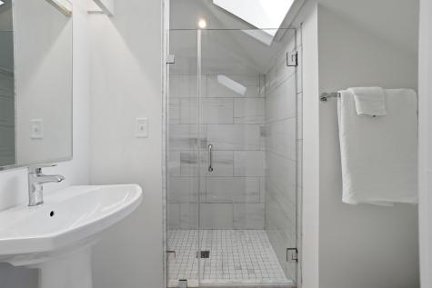 20 Union Court Vineyard Haven MA 02568