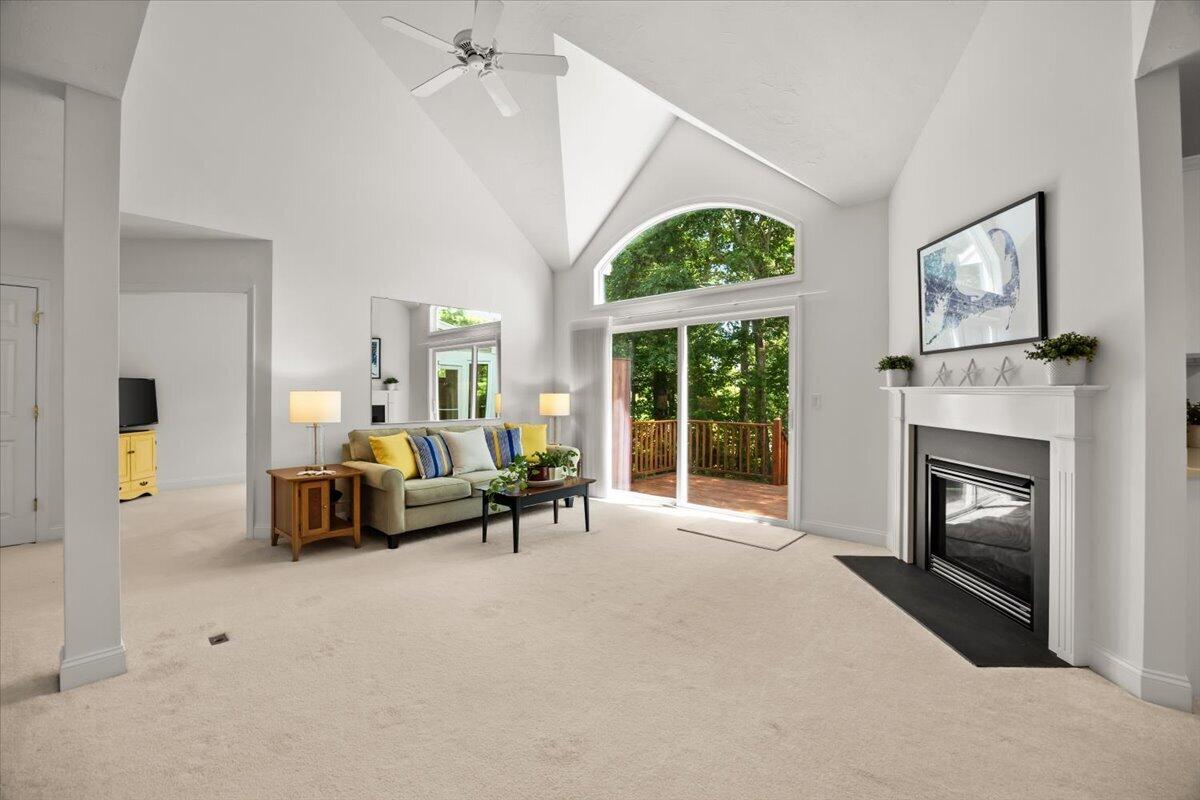 9 Blue Meadow Court Bourne MA 02532
