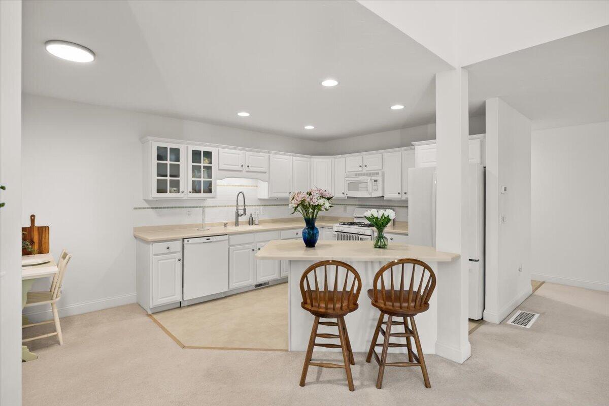 9 Blue Meadow Court Bourne MA 02532