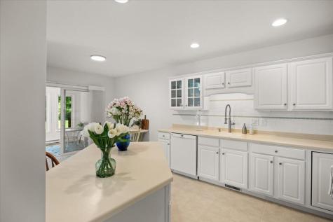 9 Blue Meadow Court Bourne MA 02532
