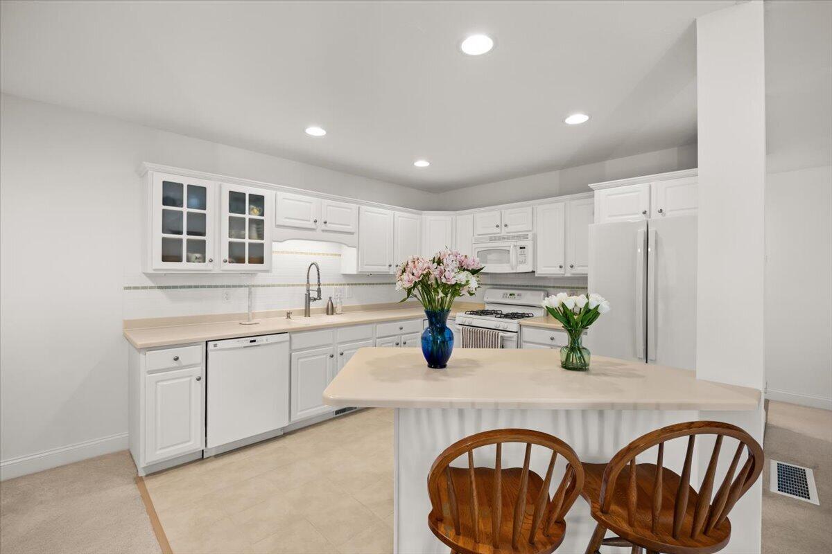 9 Blue Meadow Court Bourne MA 02532