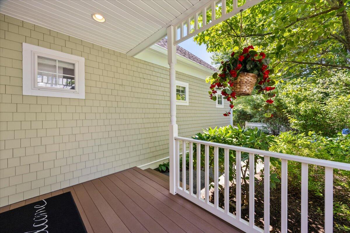 9 Blue Meadow Court Bourne MA 02532