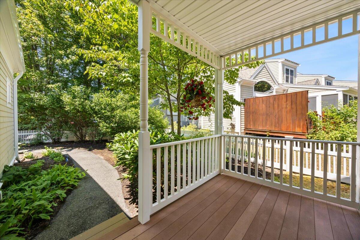 9 Blue Meadow Court Bourne MA 02532