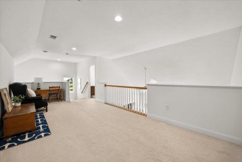 9 Blue Meadow Court Bourne MA 02532