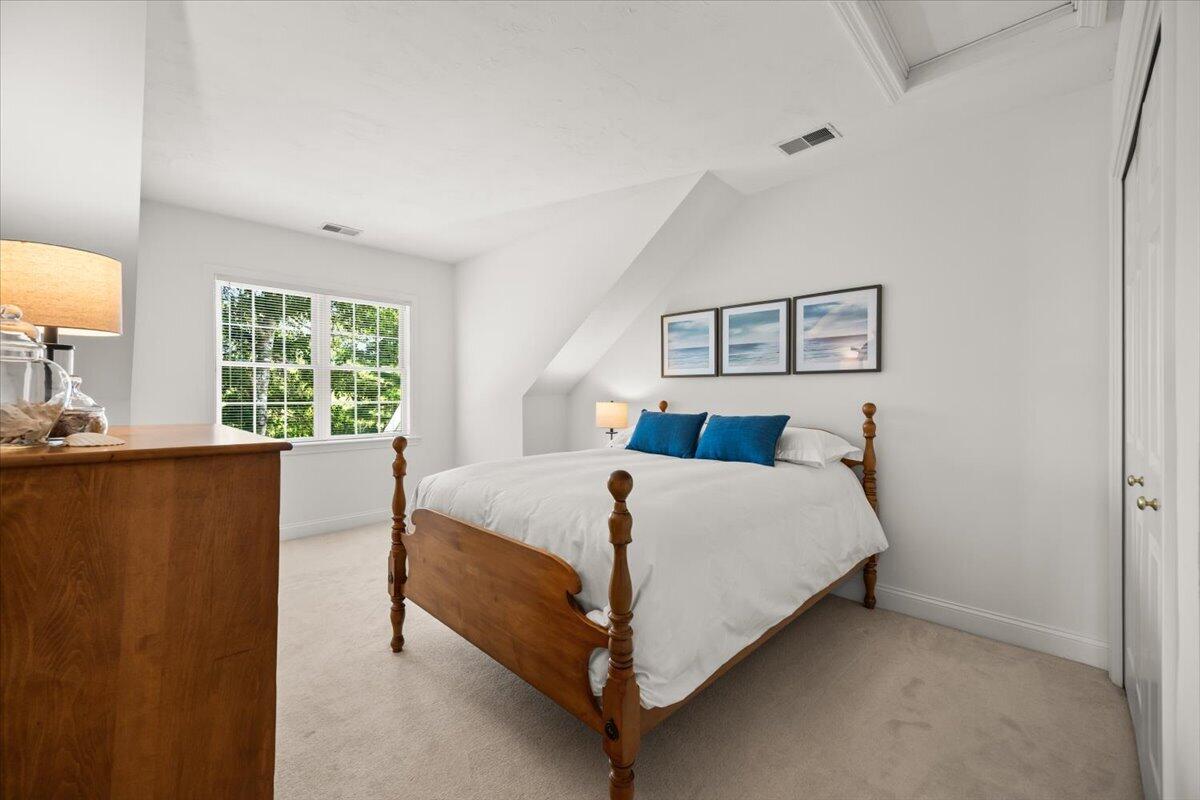 9 Blue Meadow Court Bourne MA 02532