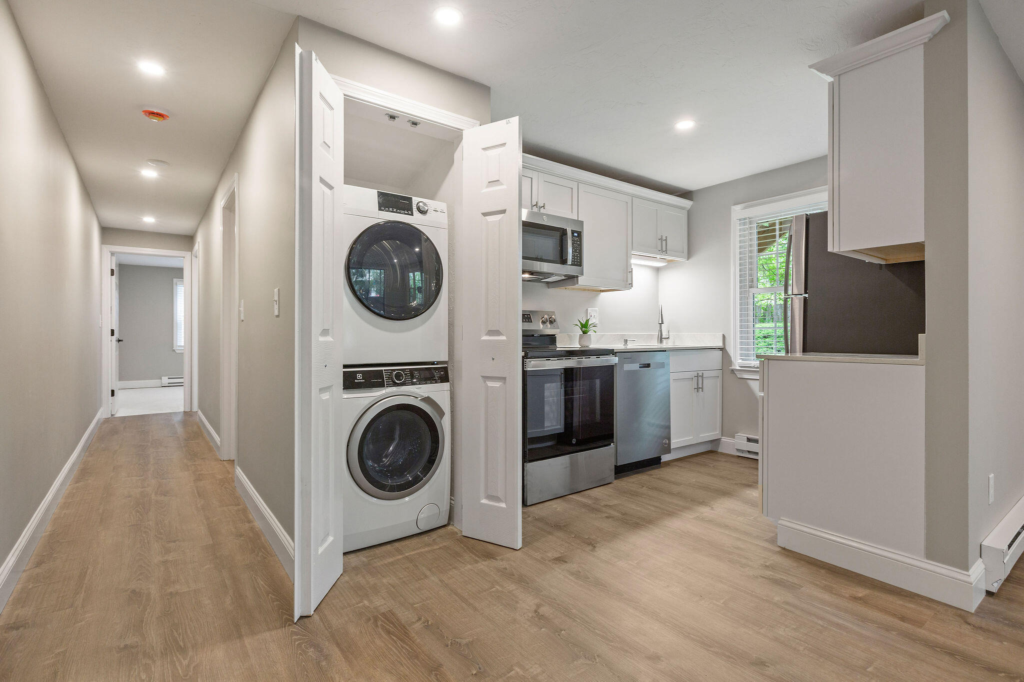 1029 Iyannough Road Barnstable MA 02601