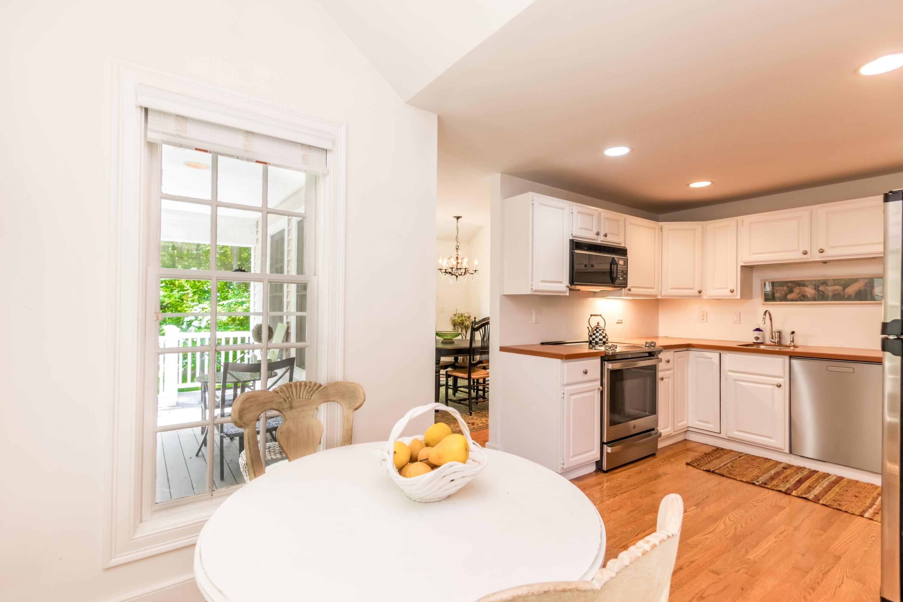 15 Hampton Court Mashpee MA 02649