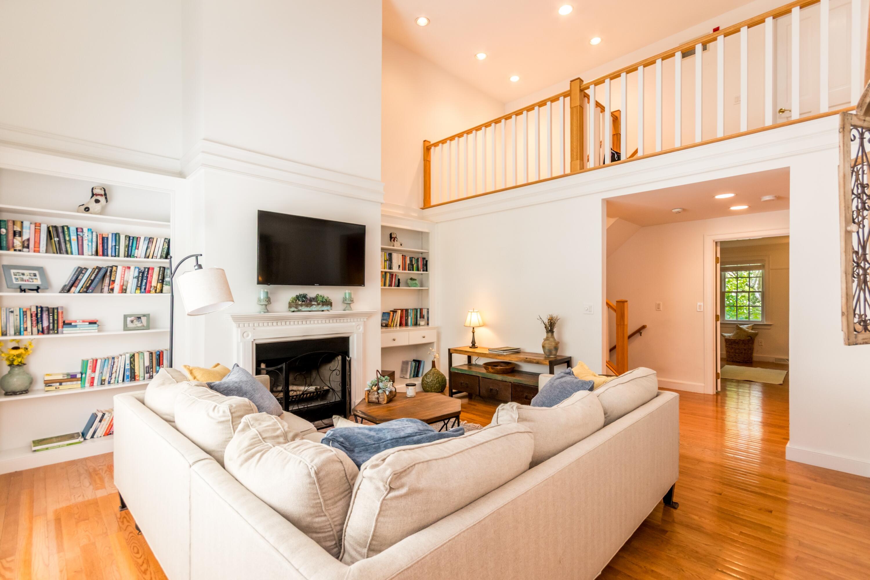 15 Hampton Court Mashpee MA 02649
